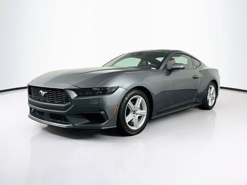 Used 2026 Ford Mustang Premium RWD image 3