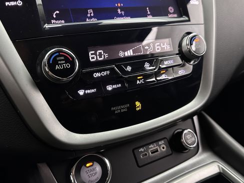 Used 2020 Nissan Murano SV FWD image 17