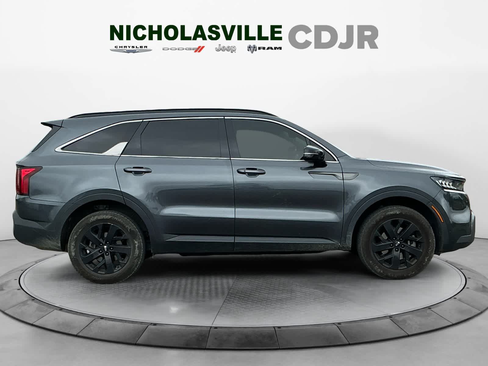Used 2021 Kia Sorento S w/ Panoramic Sunroof Package AWD/4WD image 6