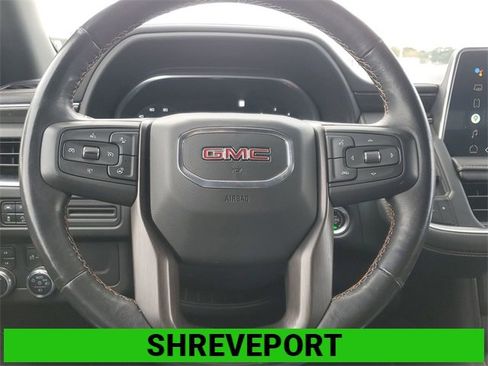 Used 2022 GMC Yukon XL AT4 image 11