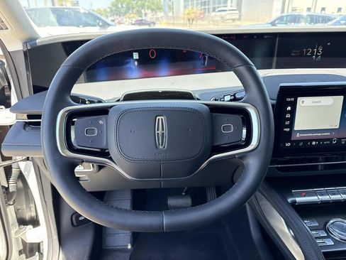 New 2026 Lincoln Nautilus Premier AWD/4WD image 26