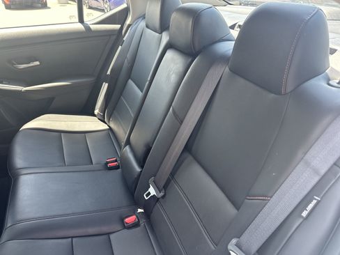 Used 2024 Nissan Sentra SR w/ SR Premium Package FWD image 23