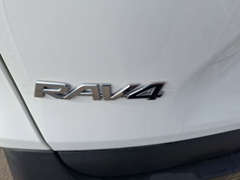 Used 2024 Toyota RAV4 XLE image 13