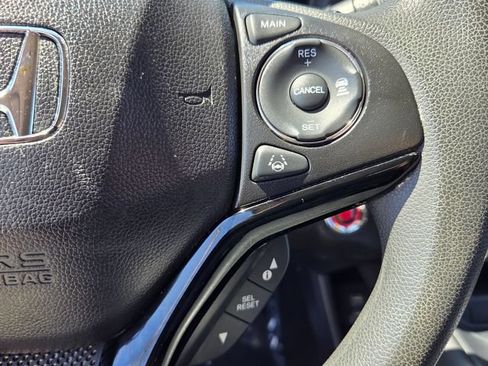 Used 2019 Honda HR-V EX image 30