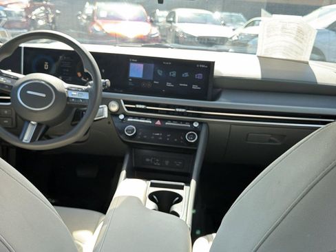Used 2024 Hyundai Sonata SEL FWD image 7
