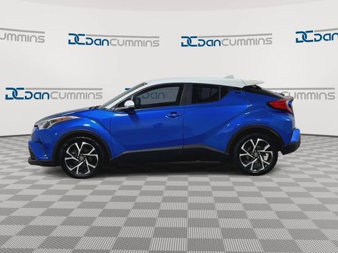 Used 2018 Toyota C-HR XLE FWD image 5