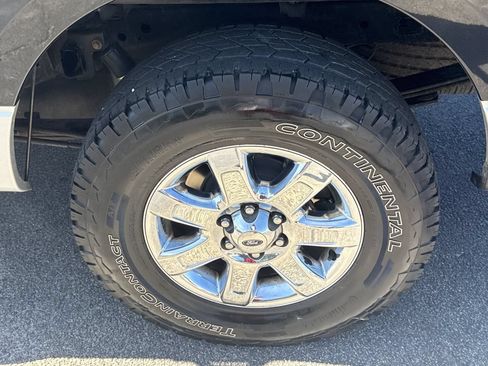 Used 2013 Ford F150 XLT w/ Luxury Equipment Group RWD image 19