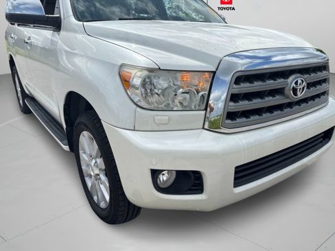 Used 2016 Toyota Sequoia Platinum RWD image 37