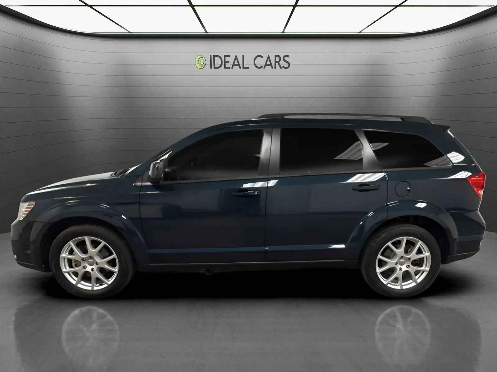 Used 2013 Dodge Journey SXT w/ Flexible Seating Group FWD image 8