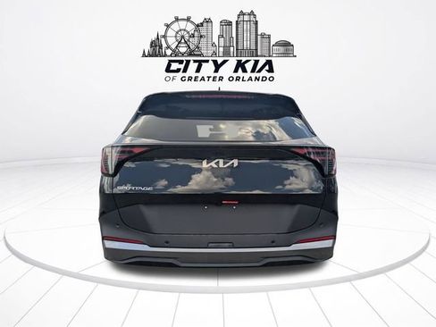 New 2026 Kia Sportage LX w/ LX Convenience Package FWD image 4