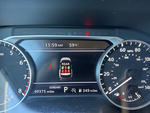 Certified 2024 Nissan Pathfinder SV image 34