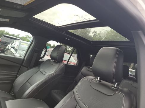Used 2023 Ford Explorer ST w/ Equipment Group 401A AWD/4WD image 20