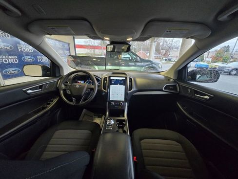 Used 2022 Ford Edge SE w/ Black Appearance Package image 27