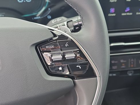 New 2026 Kia Niro EX FWD image 31