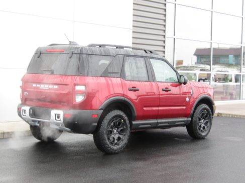 New 2025 Ford Bronco Sport Outer Banks w/ Sasquatch Outer Banks Package AWD/4WD image 14