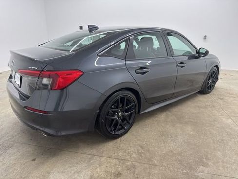 Used 2022 Honda Civic Sport image 5