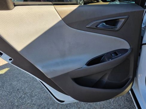 Used 2022 Chevrolet Malibu LS image 16