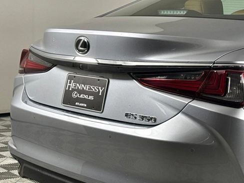 Used 2025 Lexus ES 350 w/ Premium Package FWD image 16