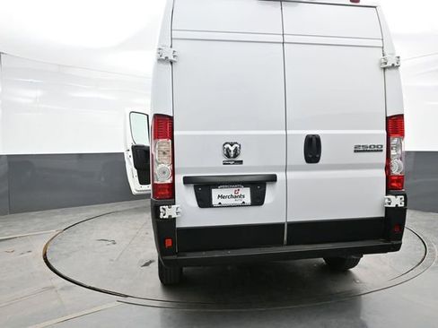 Used 2024 RAM ProMaster 2500 w/ Convenience Group FWD image 42