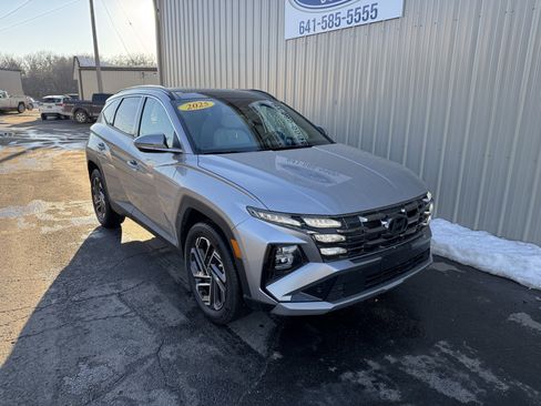 Used 2025 Hyundai Tucson Limited image 5