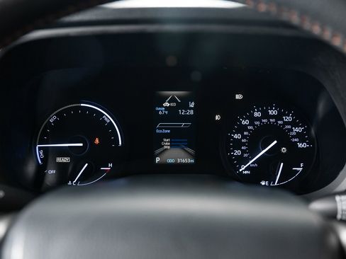 Used 2022 Toyota Sienna XSE w/ XSE Plus Package image 35