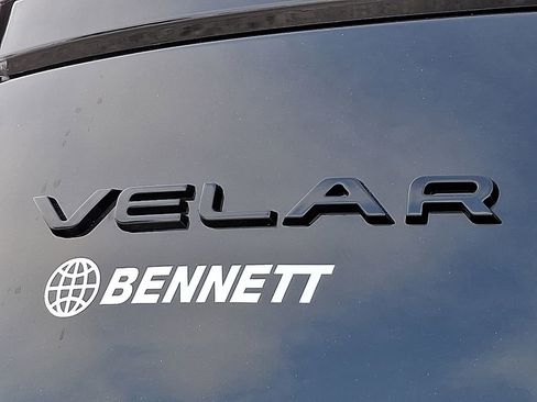 New 2026 Land Rover Range Rover Velar Dynamic SE image 18