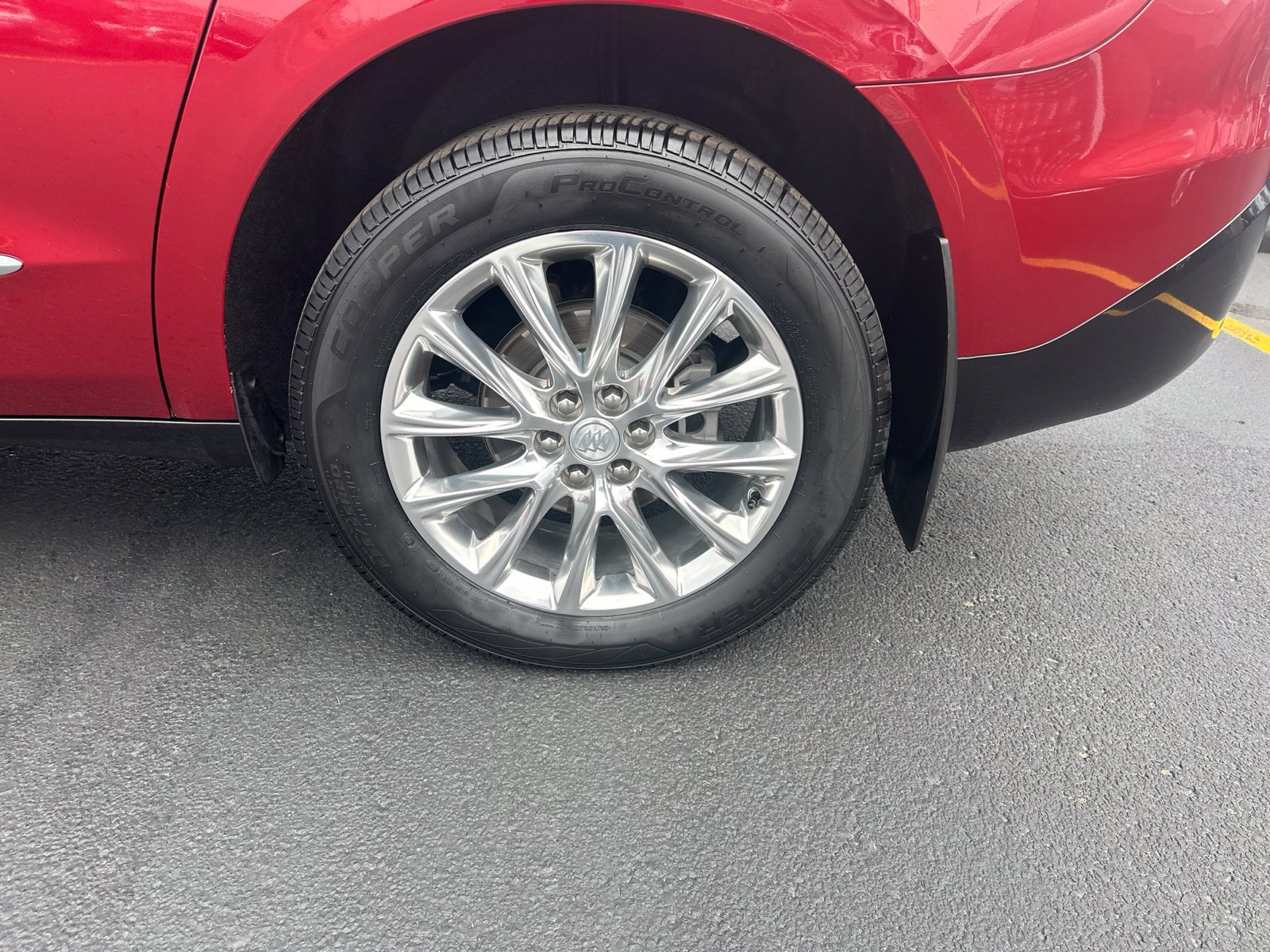 Used 2021 Buick Enclave Premium w/ Surround and Sites Package AWD/4WD image 8