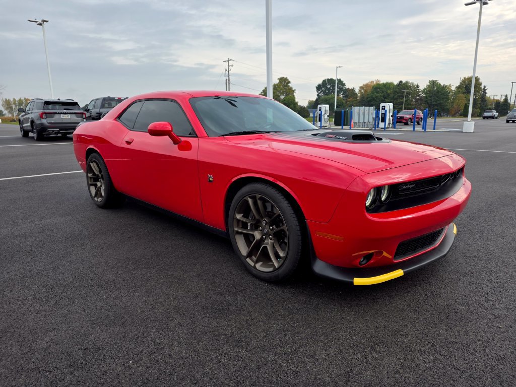 Used 2021 Dodge Challenger R/T Scat Pack w/ Shaker Package RWD image 4