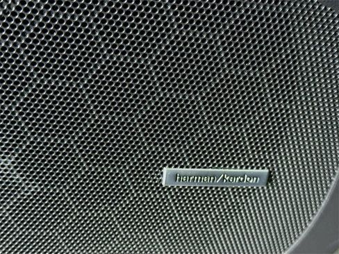 Certified 2022 Subaru Ascent Limited w/ Technology Package image 13