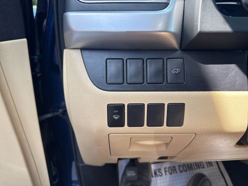 Used 2016 Toyota Highlander XLE AWD/4WD image 30