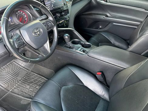 Used 2023 Toyota Camry XSE FWD image 10