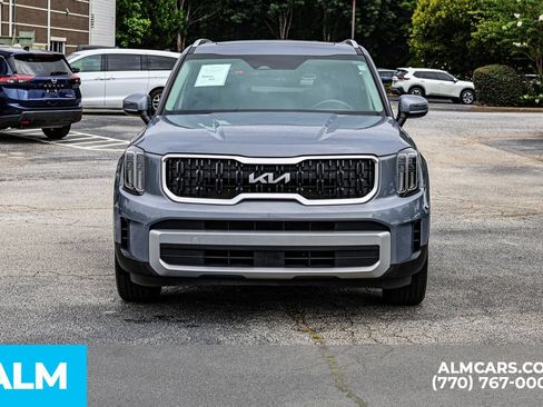 Used 2023 Kia Telluride EX w/ EX Captain's Chair Package AWD/4WD image 11