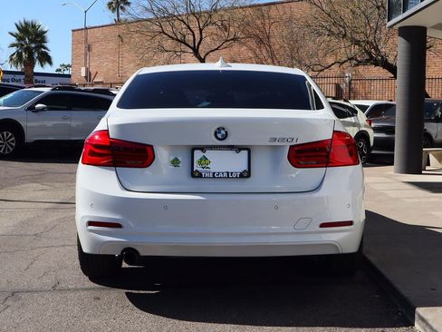 Used 2017 BMW 320i Sedan image 11