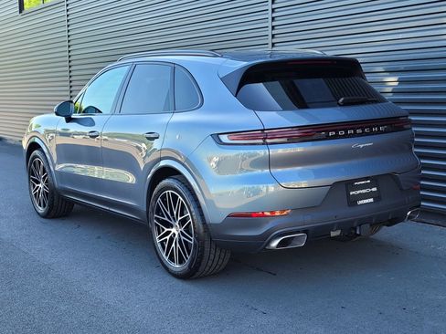 New 2026 Porsche Cayenne AWD/4WD image 3