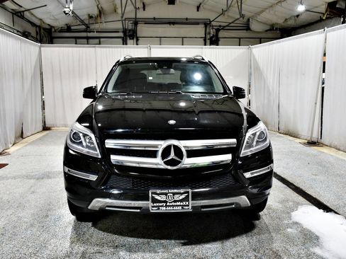 Used 2016 Mercedes-Benz GL 450 4MATIC image 2