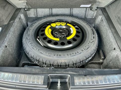 Used 2014 Mercedes-Benz ML 350 BlueTEC 4MATIC image 18