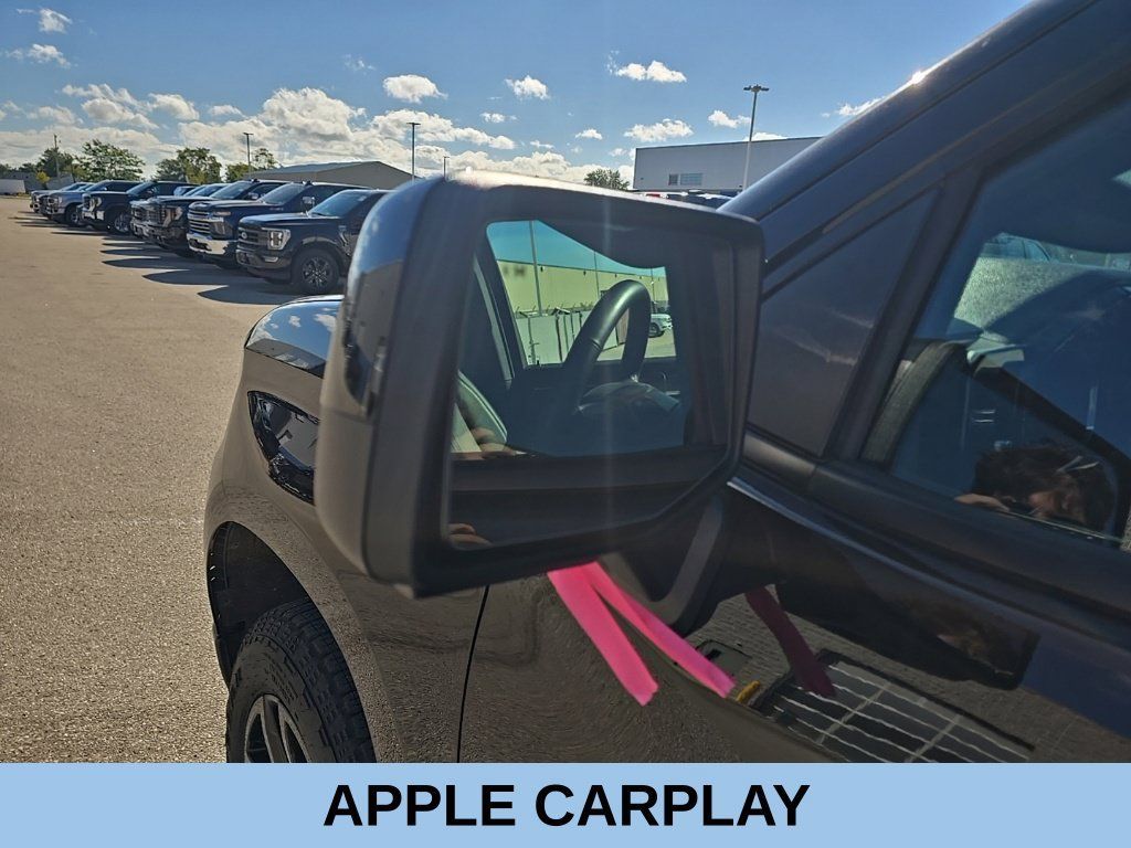 Used 2026 Chevrolet Silverado 1500 High Country w/ Midnight Edition AWD/4WD image 7