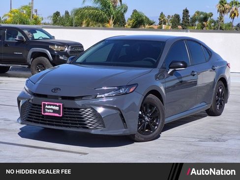Used 2026 Toyota Camry LE w/ Convenience Package FWD image 1