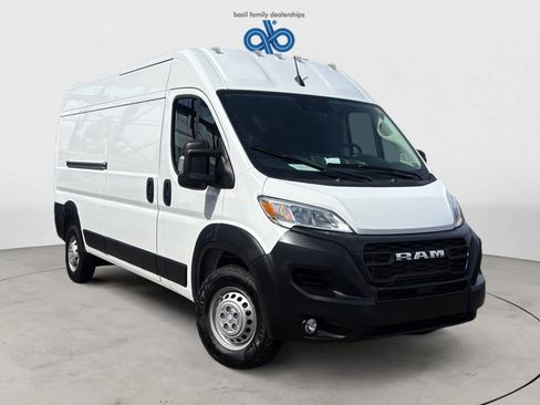 Used 2025 RAM ProMaster 3500 w/ Convenience Group FWD image 31