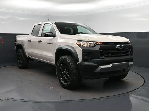 New 2026 Chevrolet Colorado Trail Boss AWD/4WD image 9