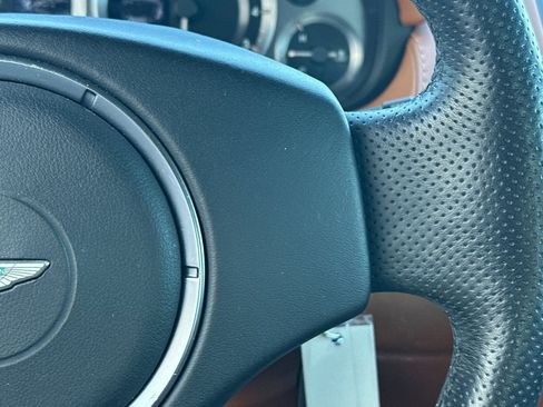 Used 2006 Aston Martin V8 Vantage Coupe image 24