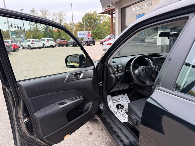Used 2012 Subaru Forester 2.5X w/ Alloy Wheel Pkg AWD/4WD image 8