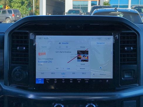 New 2025 Ford F150 Lariat w/ Equipment Group 501A Mid image 18