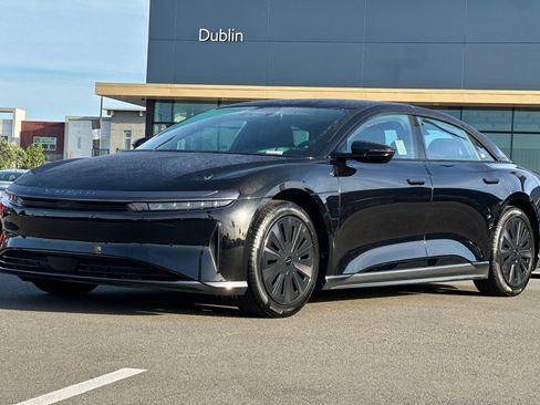 Used 2024 Lucid Air Pure image 8