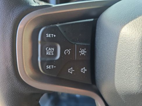 Used 2021 Ford Bronco Badlands image 17