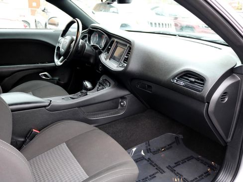 Used 2023 Dodge Challenger R/T image 37