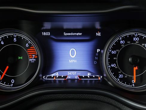 Used 2019 Jeep Cherokee Limited image 37