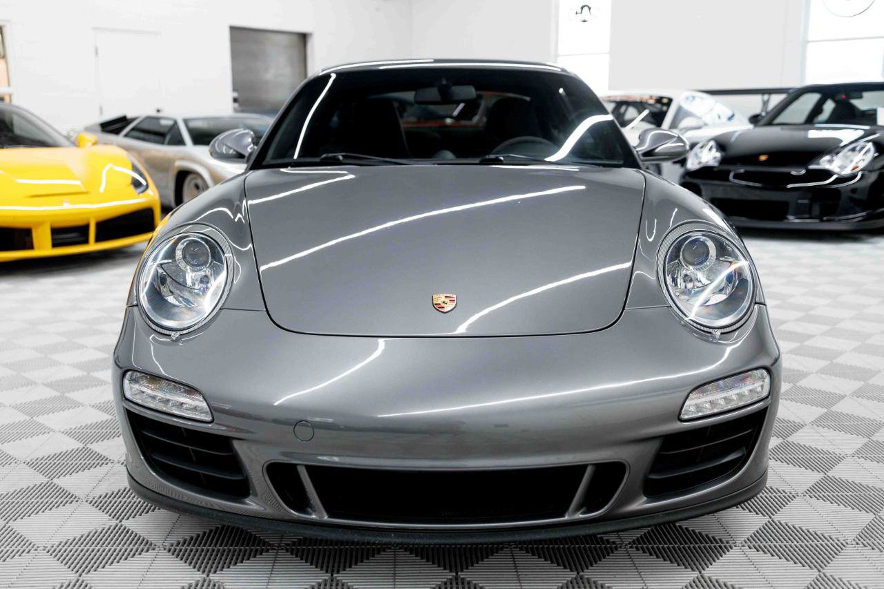 Used 2011 Porsche 911 Carrera GTS RWD image 5