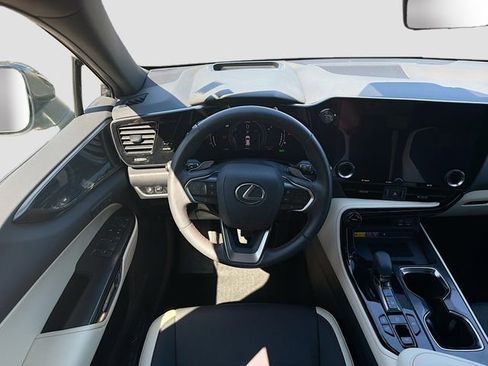 Used 2024 Lexus NX 350h AWD image 17