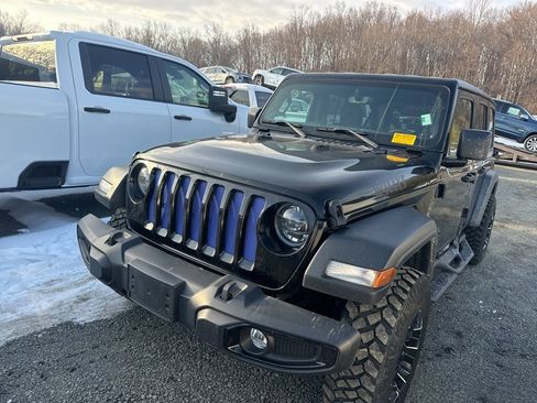 Used 2022 Jeep Wrangler Unlimited Sport image 3